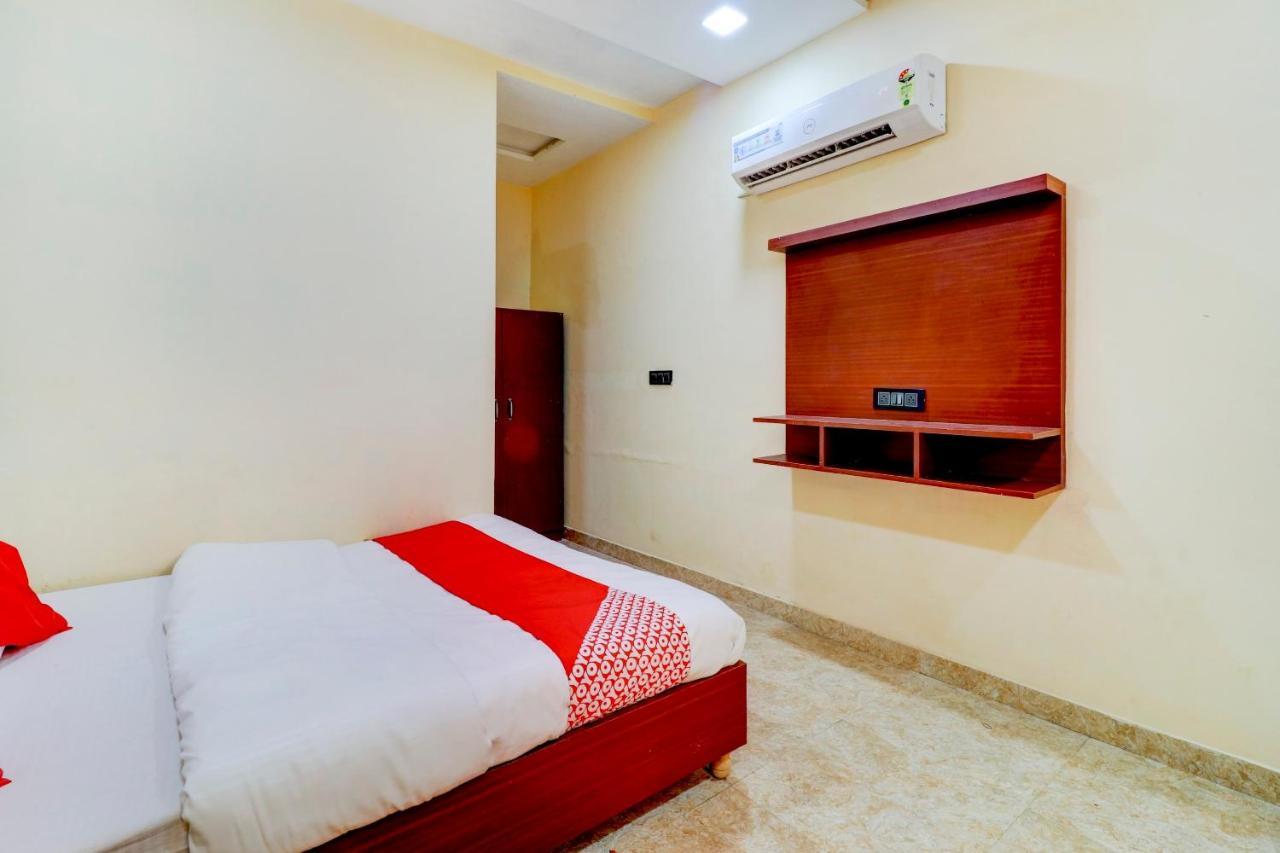 Oyo Flagship 73009 Hotel City Inn Dayal Bagh Eksteriør bilde